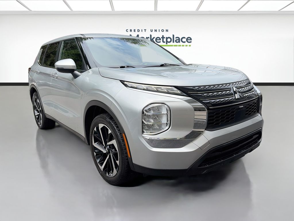 2022 Mitsubishi Outlander
