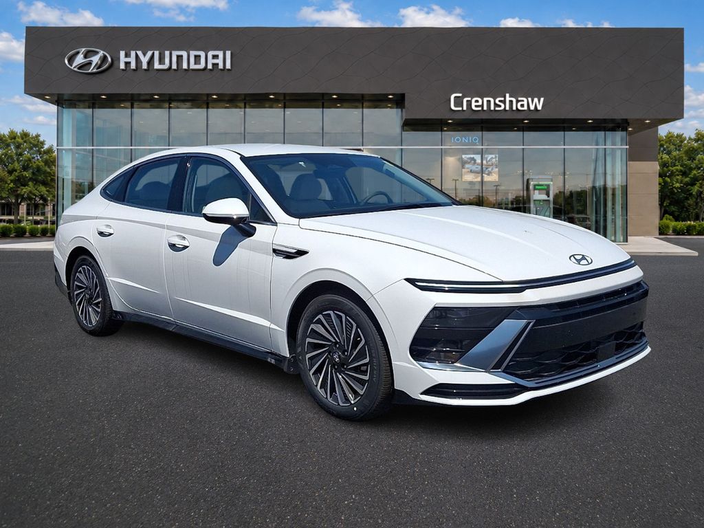 2025 Hyundai Sonata Hybrid