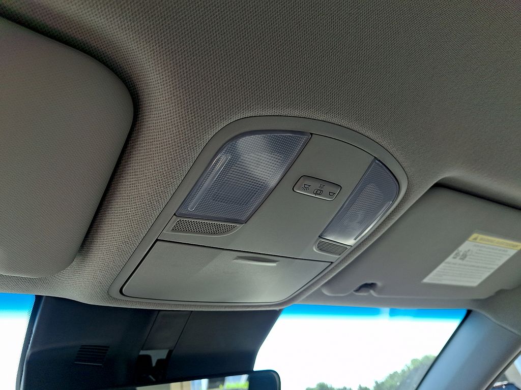 2022 Hyundai Kona SE - Photo 26