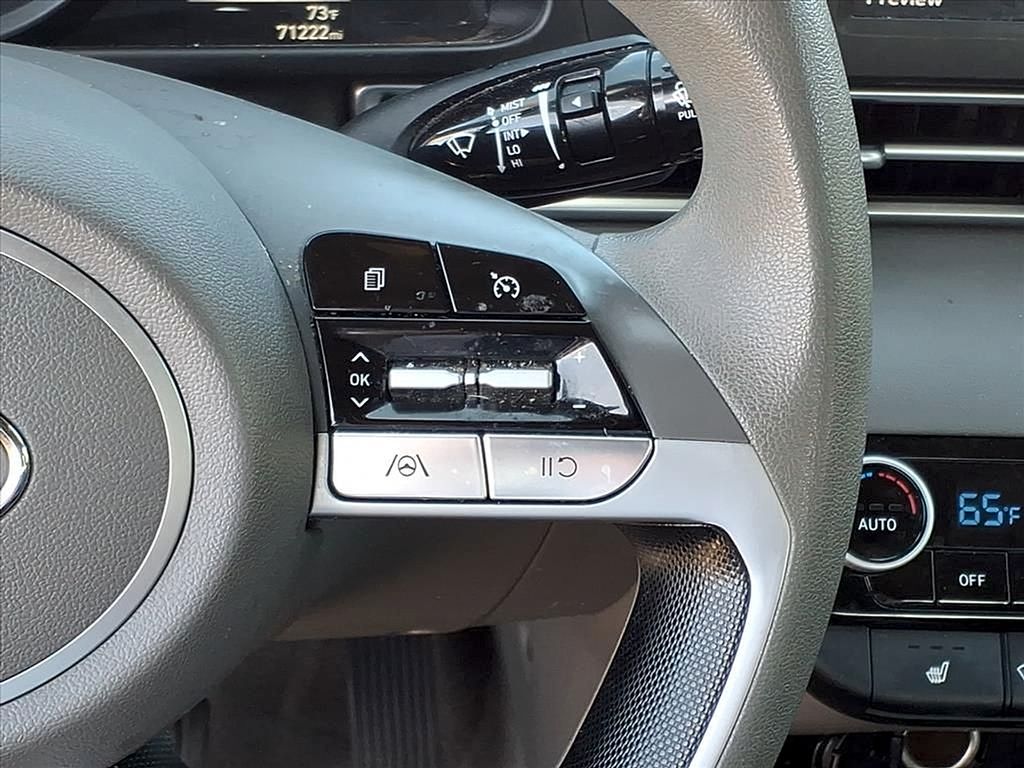 2023 Hyundai Elantra Blue - Photo 16