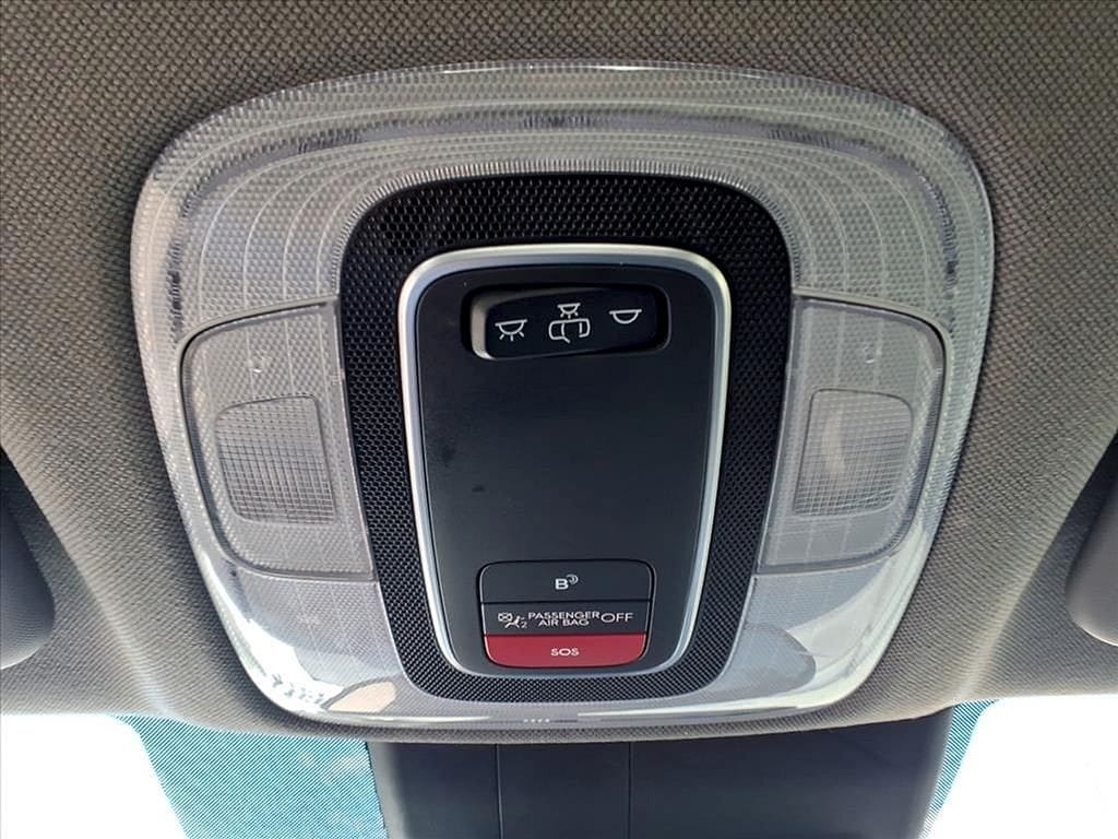 2023 Hyundai Elantra Blue - Photo 17
