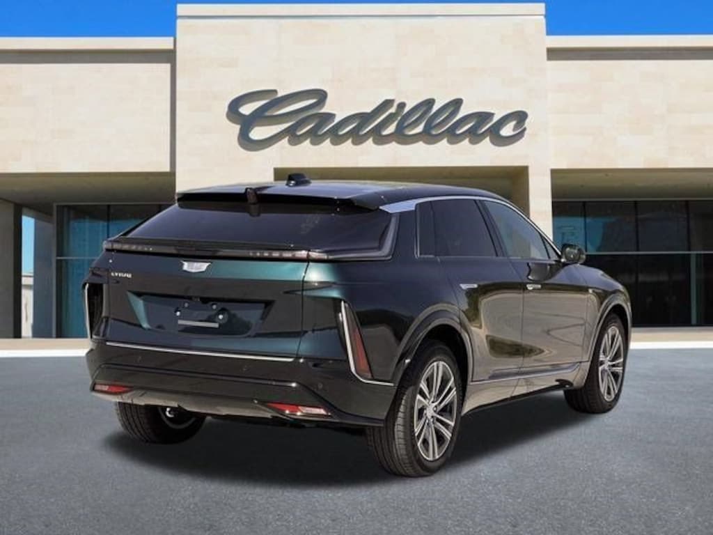 New 2027 CADILLAC LYRIQ Luxury SUV
