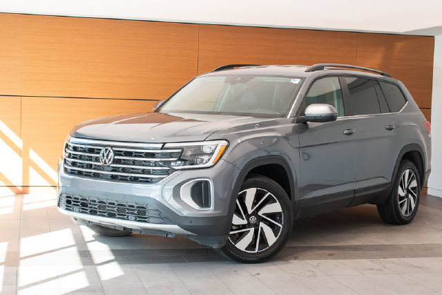 Used 2025 Volkswagen Atlas 2.0T SE w/Technology