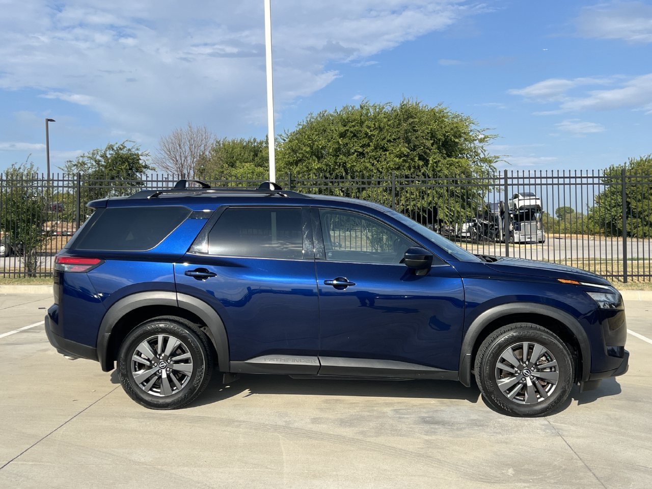 Used 2024 Nissan Pathfinder SV SUV