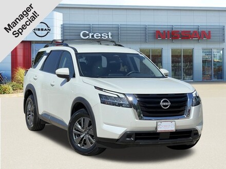 2022 Nissan Pathfinder SV SUV
