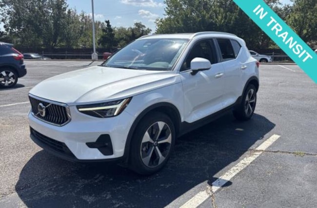2023 Volvo XC40 B5 Plus Bright Theme SUV