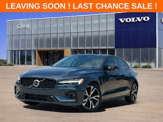 2024 Volvo S60 B5 Plus Dark Theme Sedan