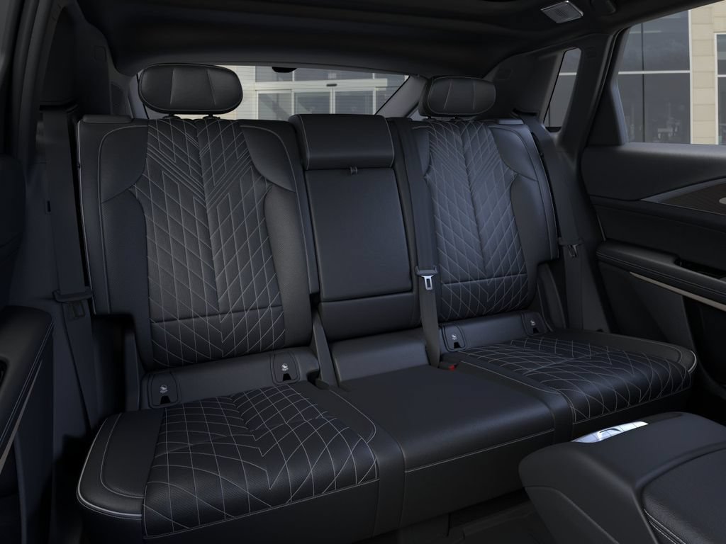 2026 Cadillac LYRIQ V Premium - Photo 17