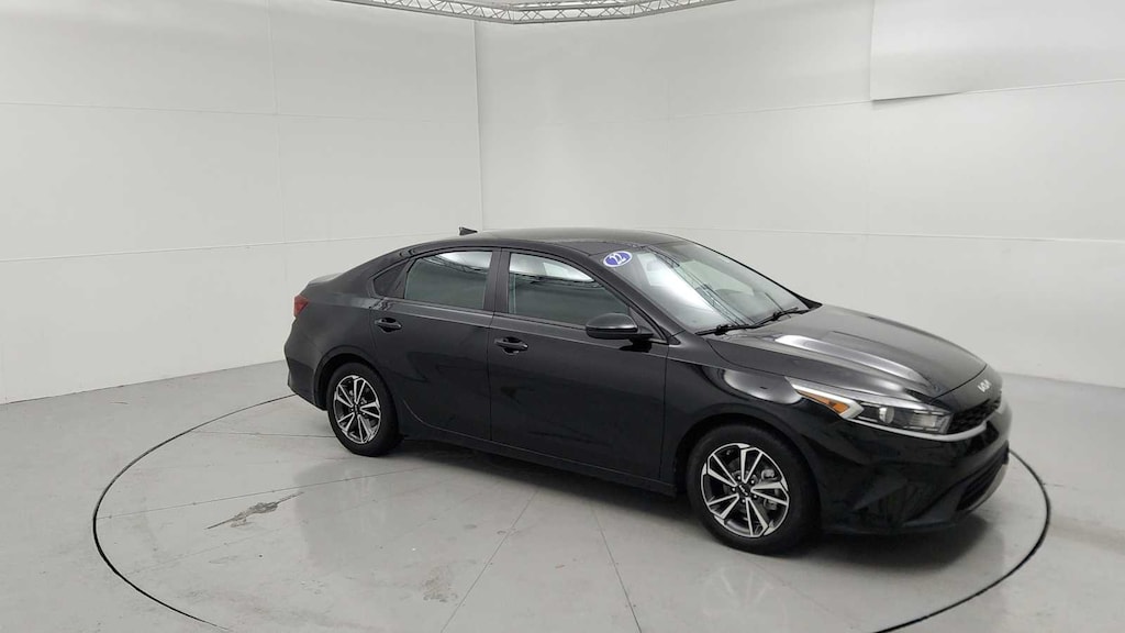 Used 2022 Kia Forte LXS Sedan