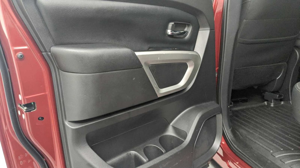 Used 2019 Nissan Titan SV Truck Crew Cab