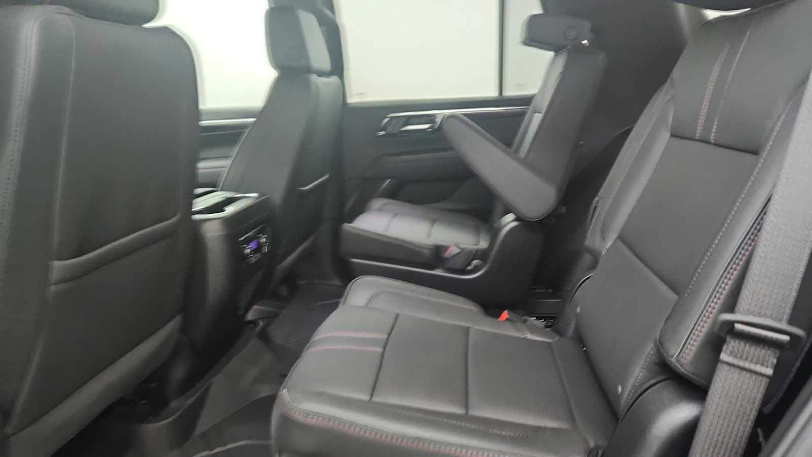 2026 Chevrolet Tahoe RST - Photo 23