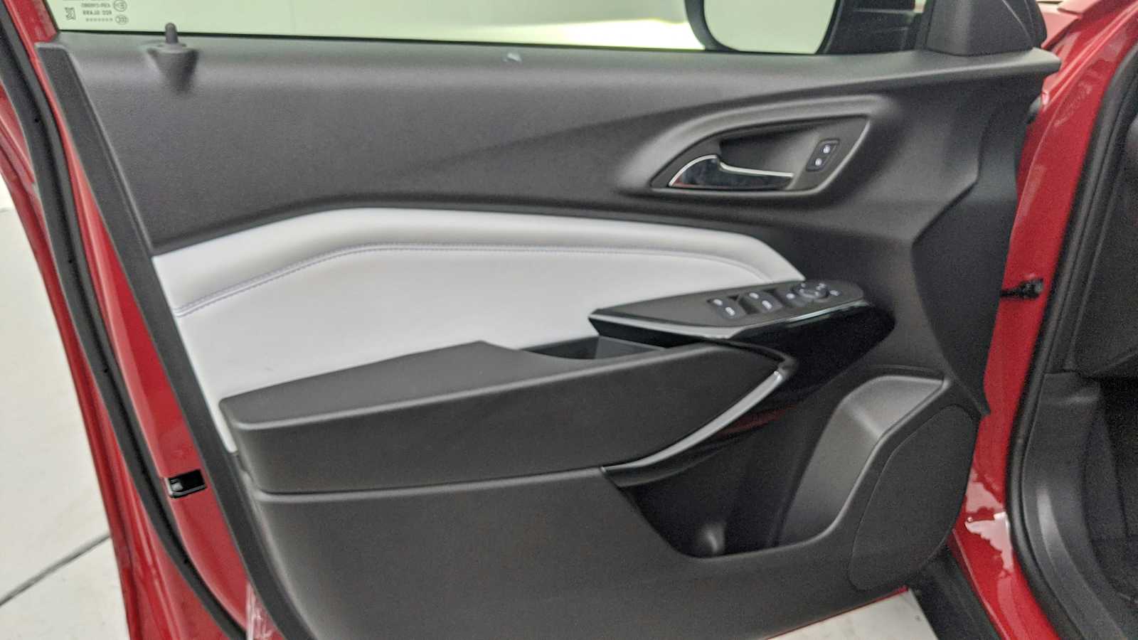 2026 Chevrolet Trax LT - Photo 21