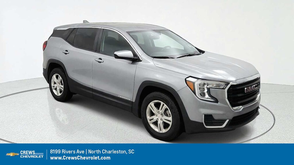 Used 2024 GMC Terrain SLE SUV