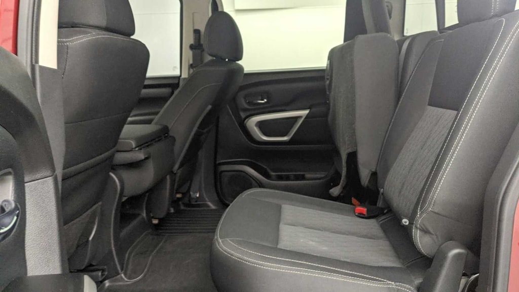 Used 2019 Nissan Titan SV Truck Crew Cab