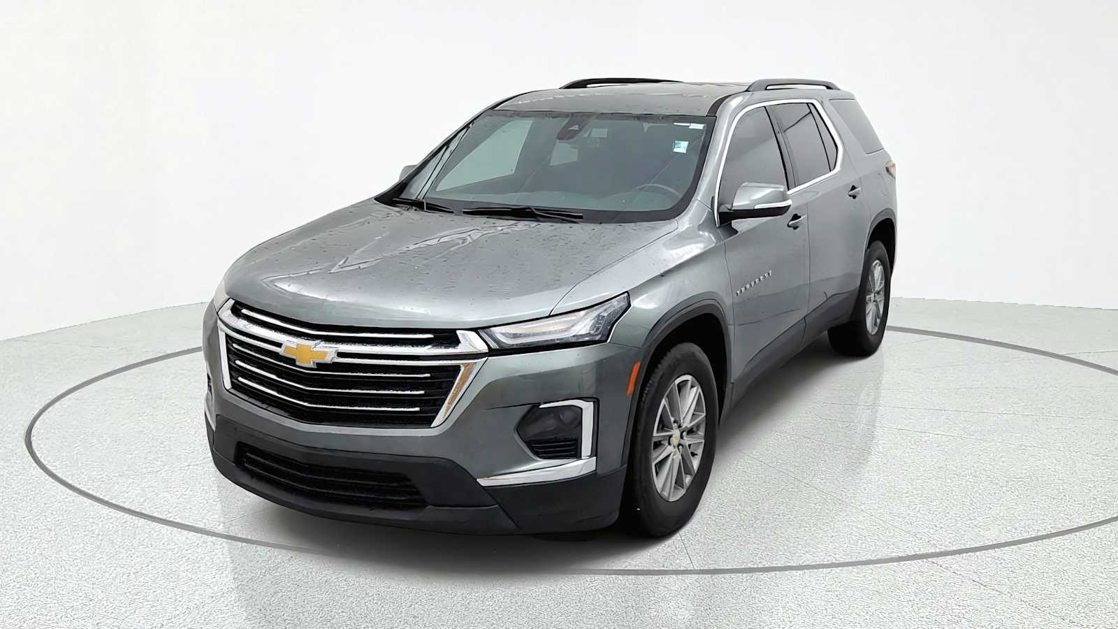 Used 2023 Chevrolet Traverse LT Cloth SUV