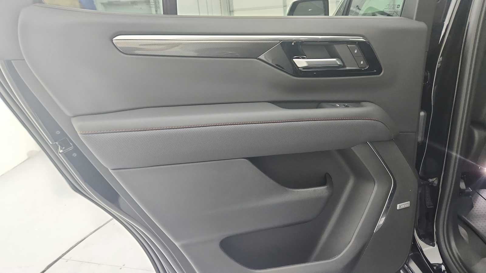 2026 Chevrolet Tahoe RST - Photo 25
