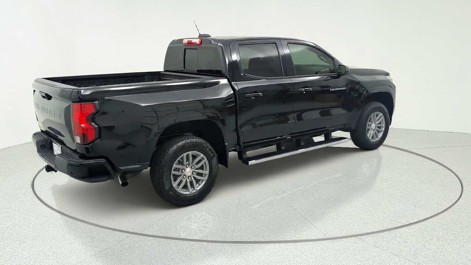 2026 Chevrolet Colorado LT - Photo 9