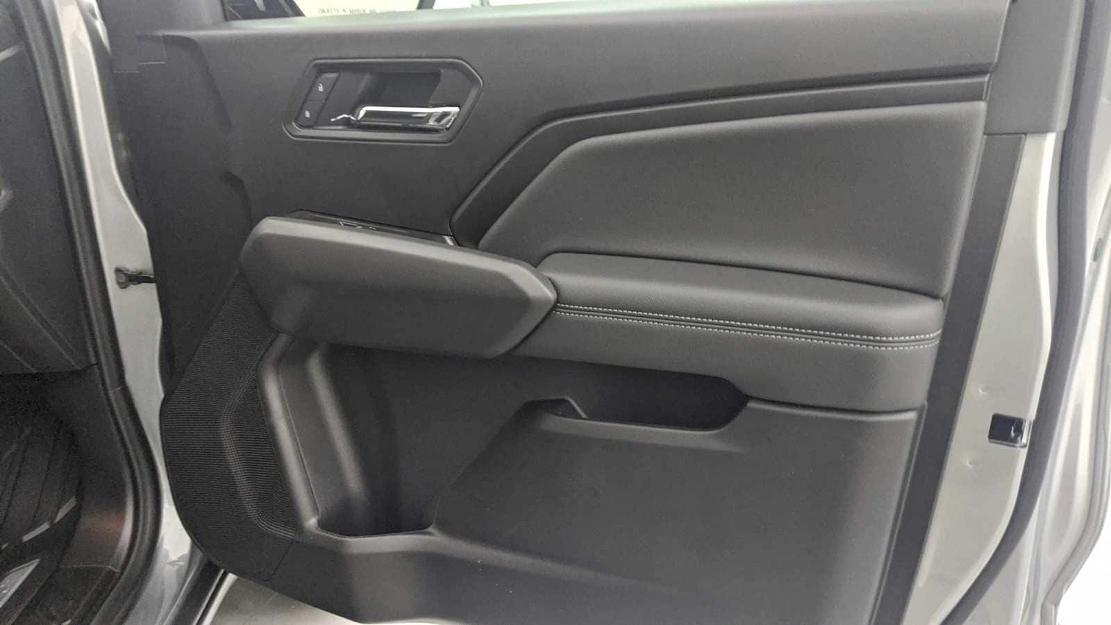 2026 Chevrolet Colorado LT - Photo 26