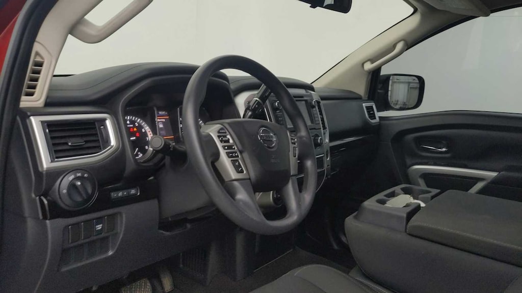 Used 2019 Nissan Titan SV Truck Crew Cab