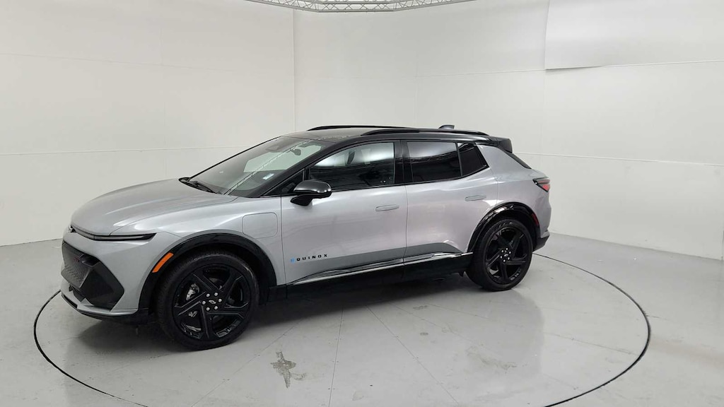 Used 2024 Chevrolet Equinox EV 2RS SUV