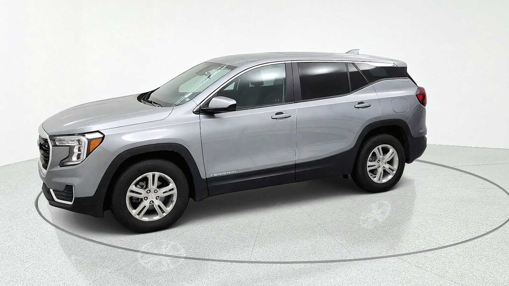 Used 2024 GMC Terrain SLE SUV