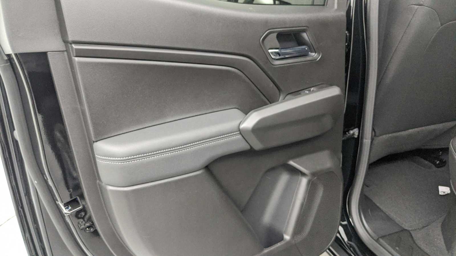 2026 Chevrolet Colorado LT - Photo 23