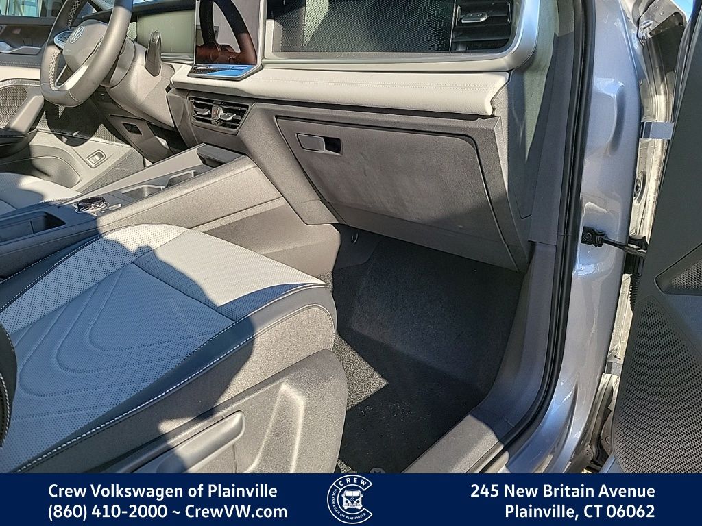 2026 Volkswagen Tiguan SE - Photo 43