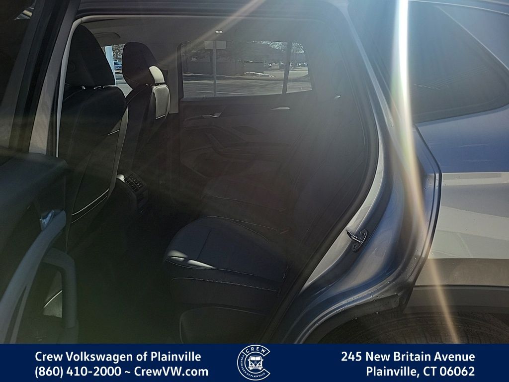 2026 Volkswagen Tiguan SE - Photo 13