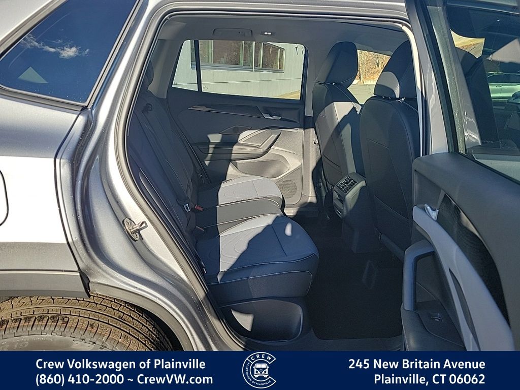 2026 Volkswagen Tiguan SE - Photo 14