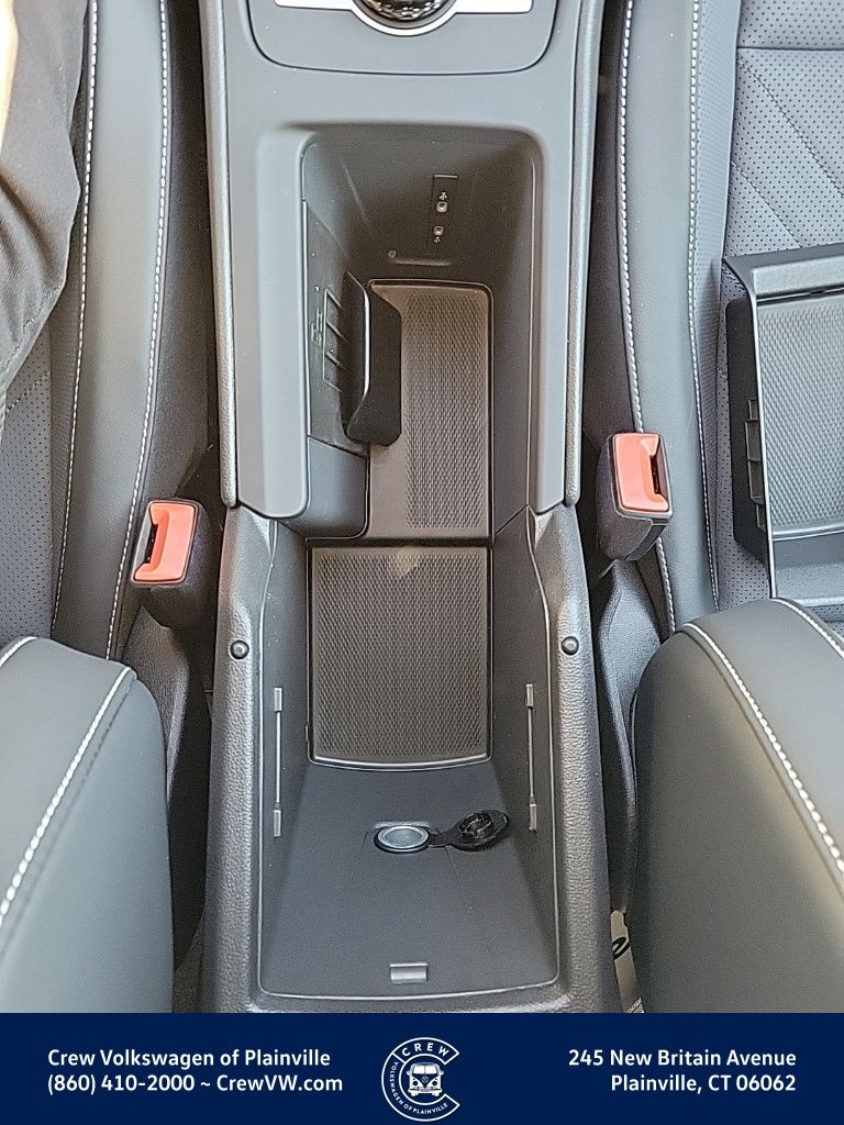 2026 Volkswagen Tiguan SE - Photo 10