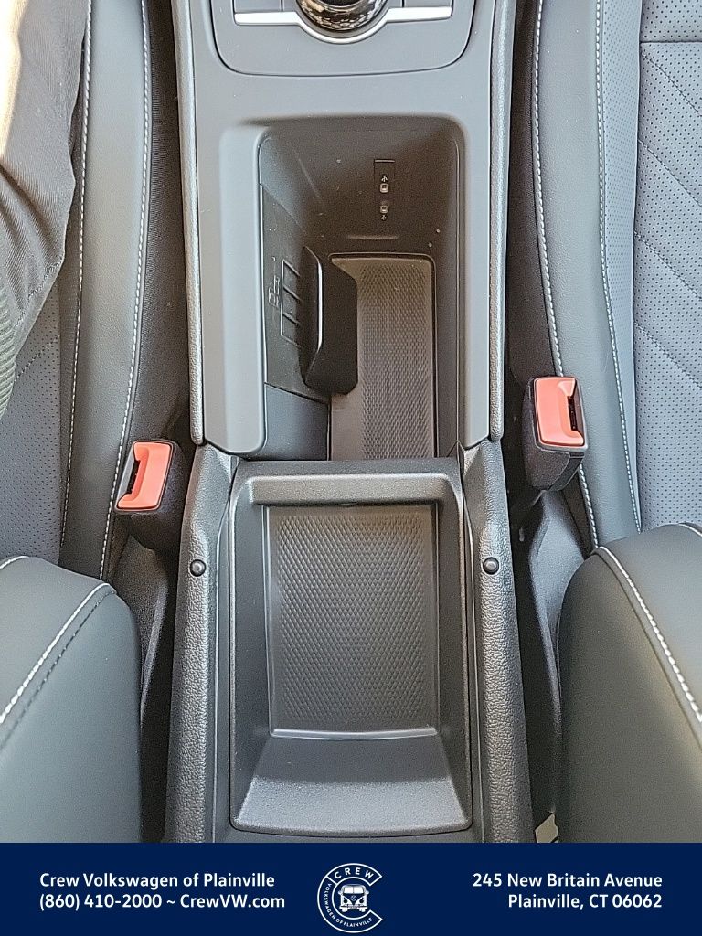 2026 Volkswagen Tiguan SE - Photo 9