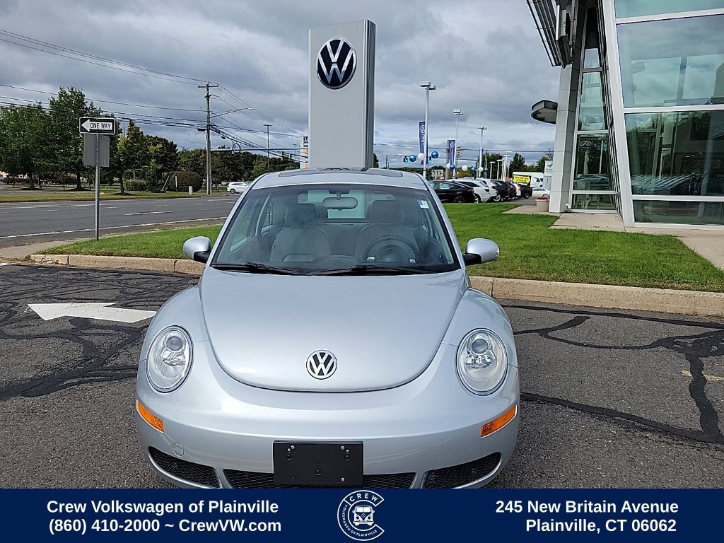 Used 2008 Volkswagen New Beetle Hatchback