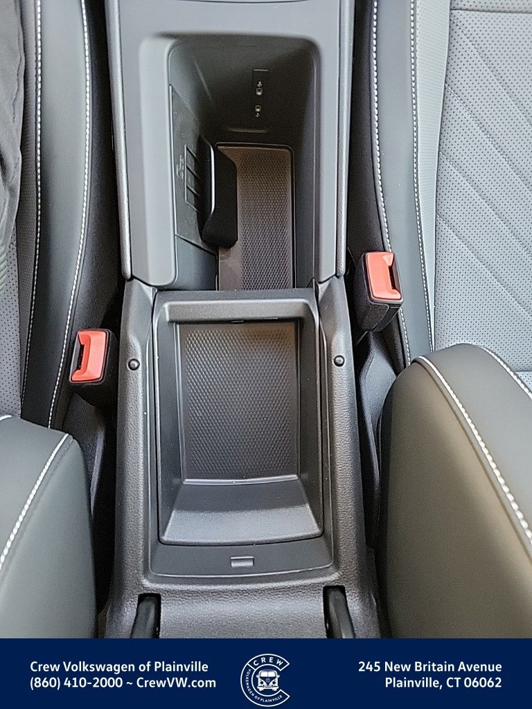 2026 Volkswagen Tiguan SE - Photo 8
