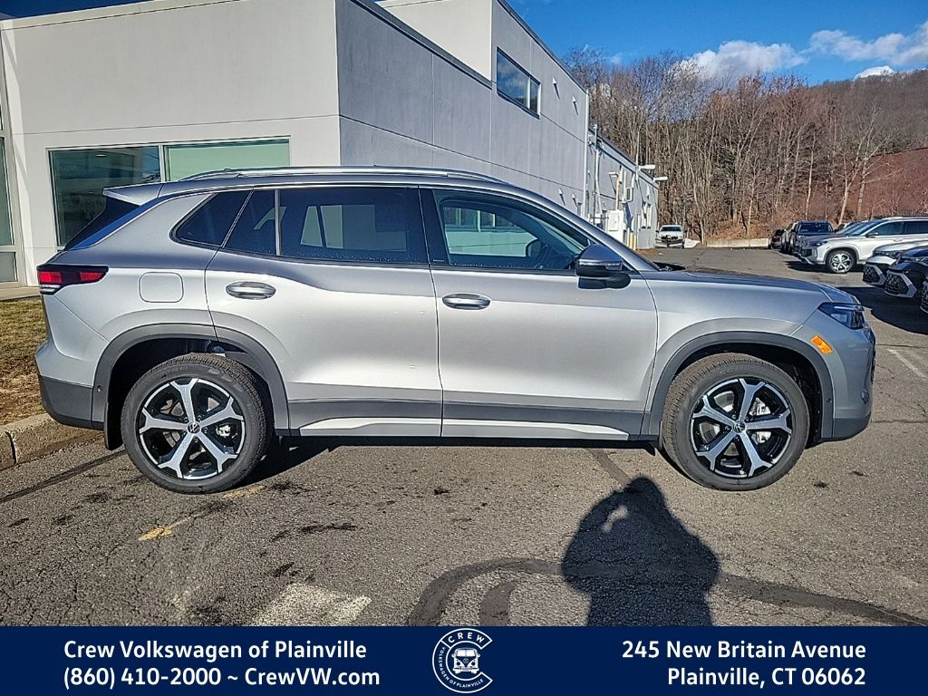2026 Volkswagen Tiguan SE - Photo 32