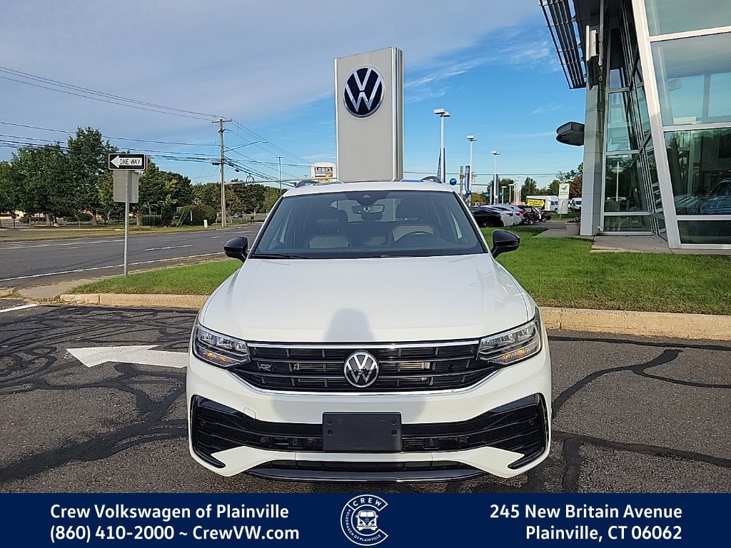 Certified 2022 Volkswagen Tiguan 2.0T SE R-Line Black SUV