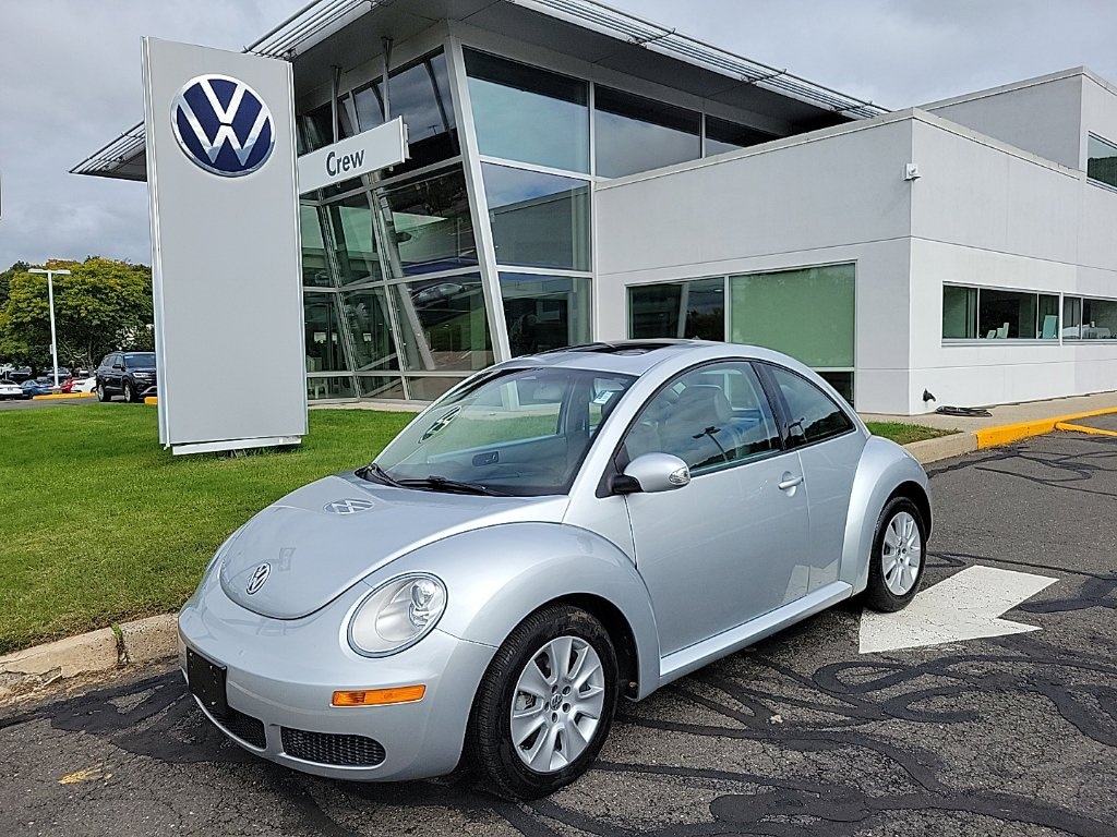 Used 2008 Volkswagen New Beetle Hatchback