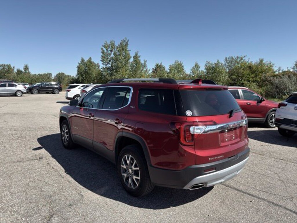 Used 2023 GMC Acadia SLT SUV