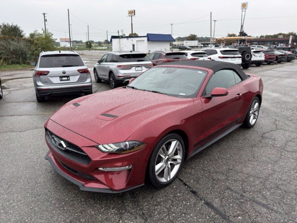 Used 2021 Ford Mustang Convertible