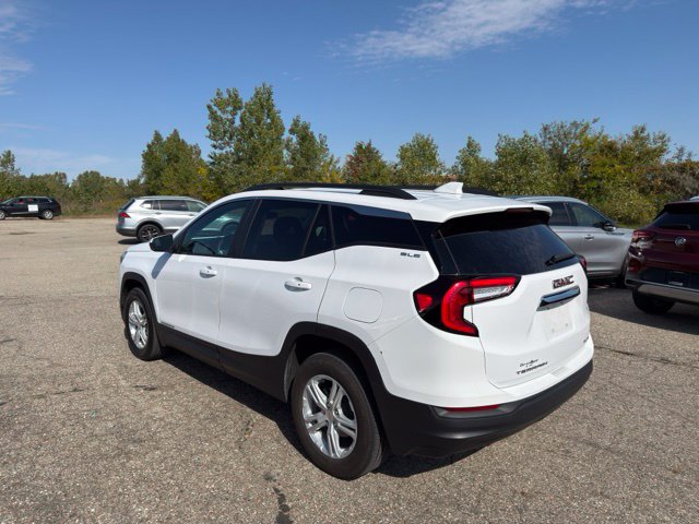Used 2024 GMC Terrain SLE SUV