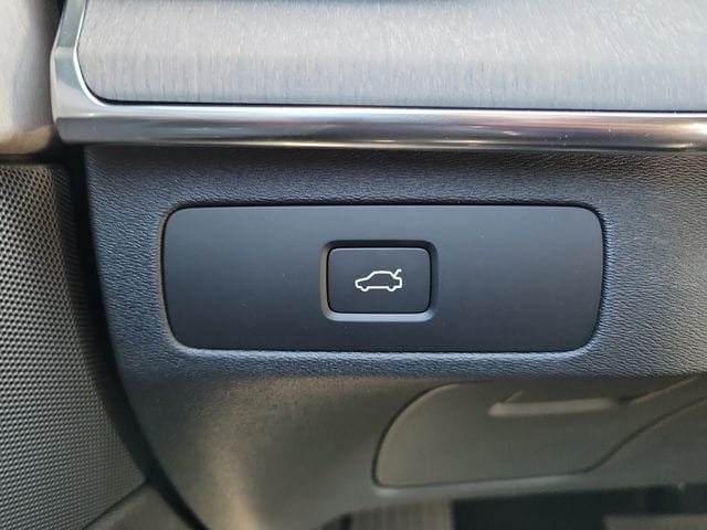 2026 Volvo XC90 Ultra - Photo 20