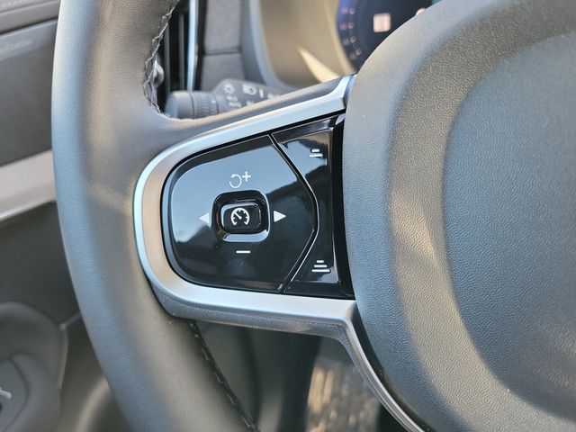 2026 Volvo XC90 Ultra - Photo 23