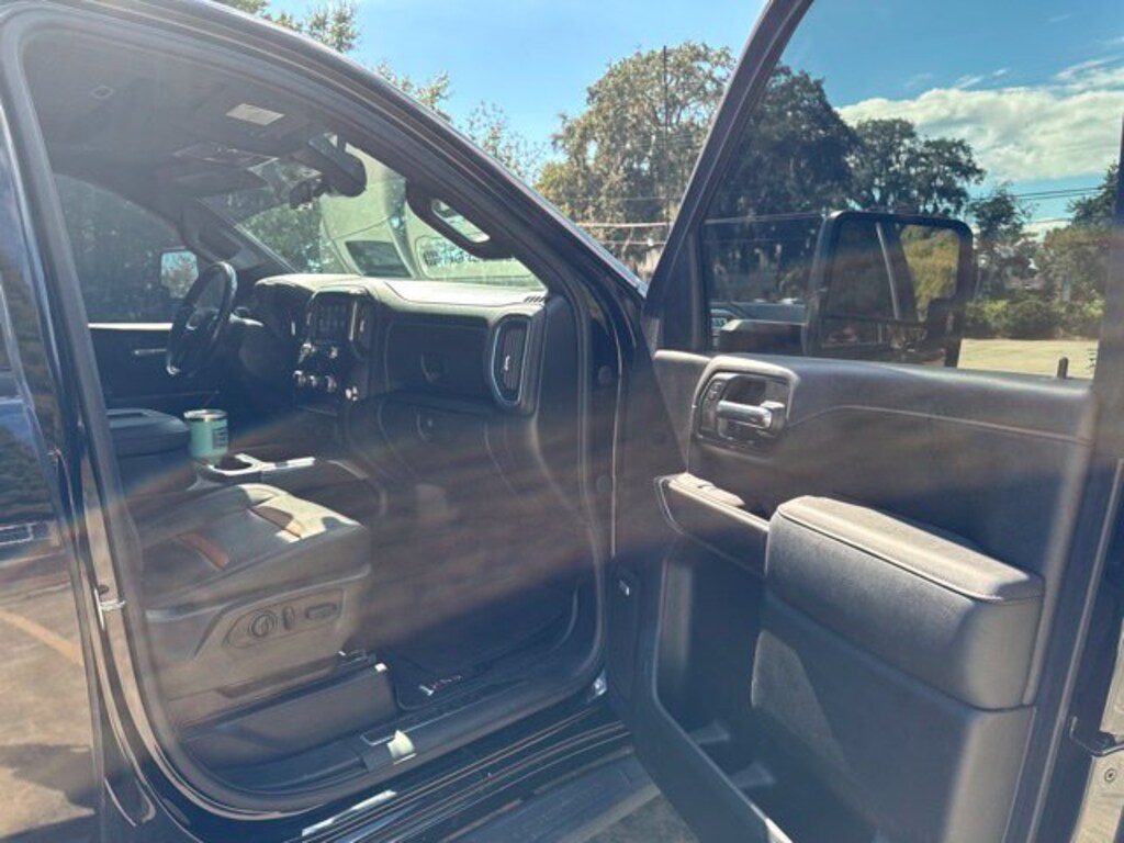 Used 2022 GMC Sierra 2500 HD AT4 Truck Crew Cab