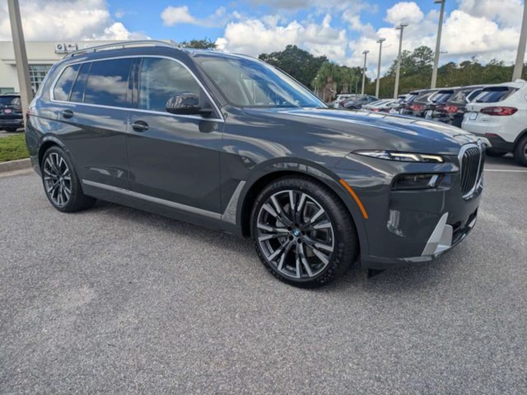 New 2027 BMW X7 xDrive40i SUV