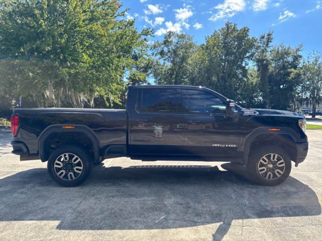 Used 2022 GMC Sierra 2500 HD AT4 Truck Crew Cab