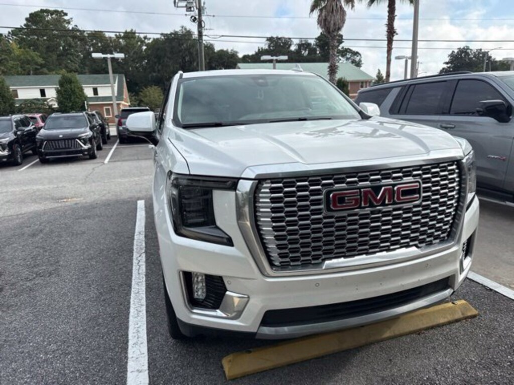 Used 2022 GMC Yukon XL Denali SUV
