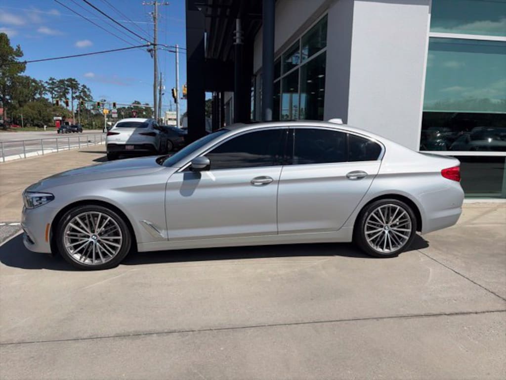 Used 2017 BMW 530i Sedan