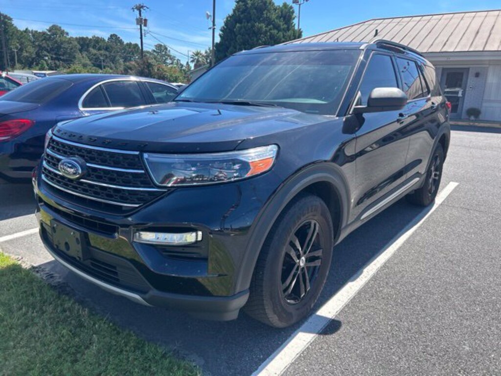 Used 2022 Ford Explorer XLT SUV