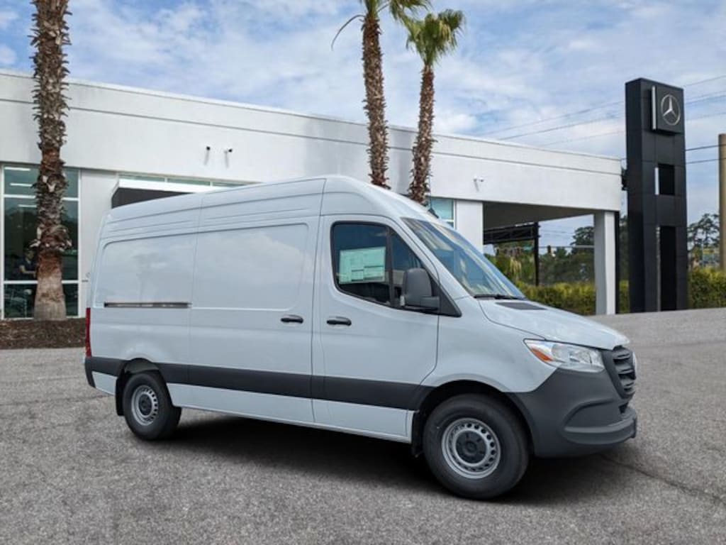 New 2026 Mercedes-Benz Sprinter 2500 Standard Roof 4-Cyl Diesel Van Cargo Van