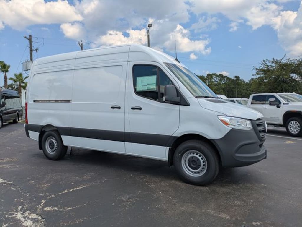 New 2026 Mercedes-Benz Sprinter 2500 Standard Roof 4-Cyl Diesel Van Cargo Van
