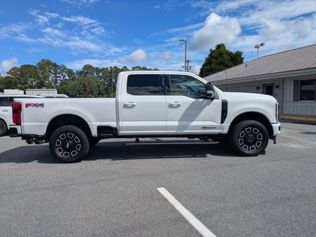 Used 2025 Ford F-350SD Platinum Truck